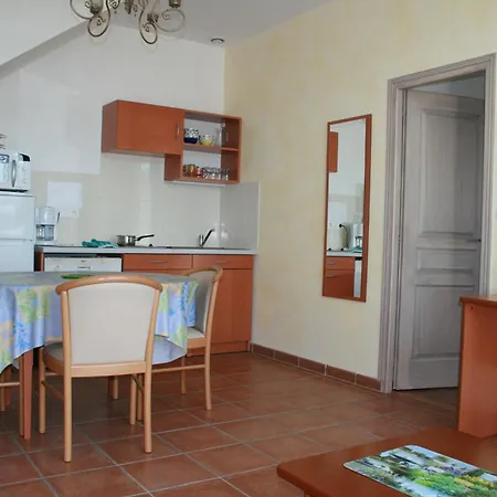 Les Logis Du Hallay Apartment *