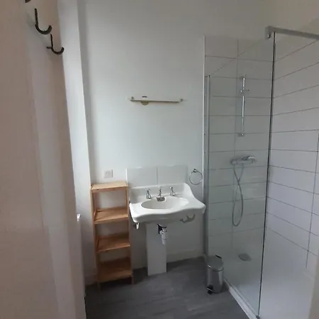 Les Logis Du Hallay * La Haie-Fouassiere