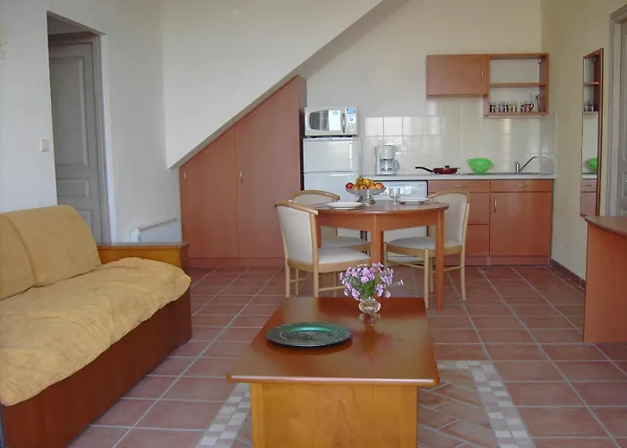 Les Logis Du Hallay *